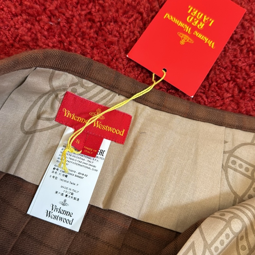 Vivienne Westwood AW16 NWT “MINI KILT” RARE SMALL - Picture 3 of 16